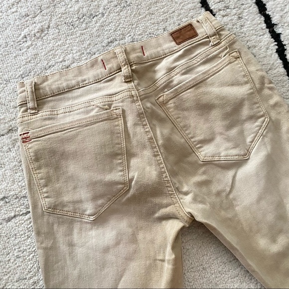 URBAN OUTFITTERS Tan Cigarette Mid Rise Jeans - Picture 5 of 5